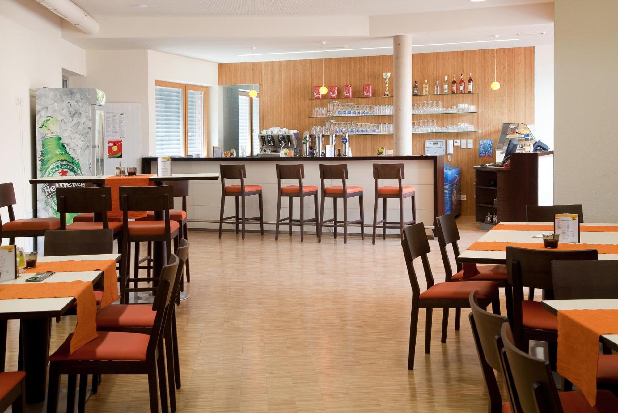Jufa Hotel ליבניץ מראה חיצוני תמונה