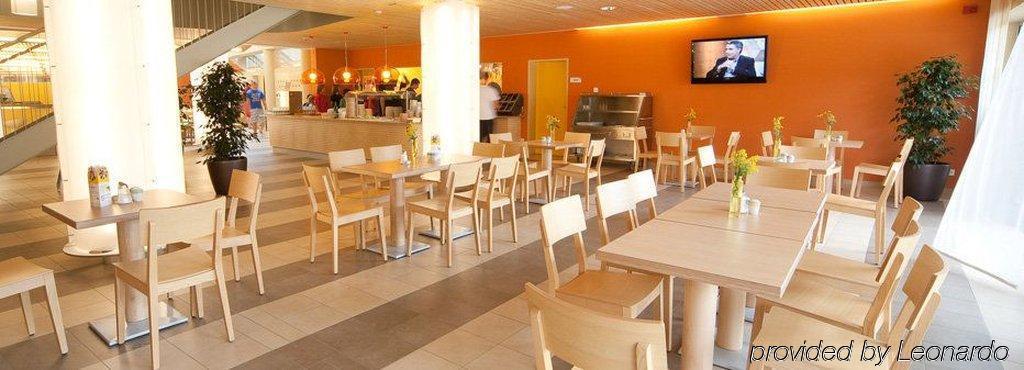 Jufa Hotel ליבניץ מסעדה תמונה
